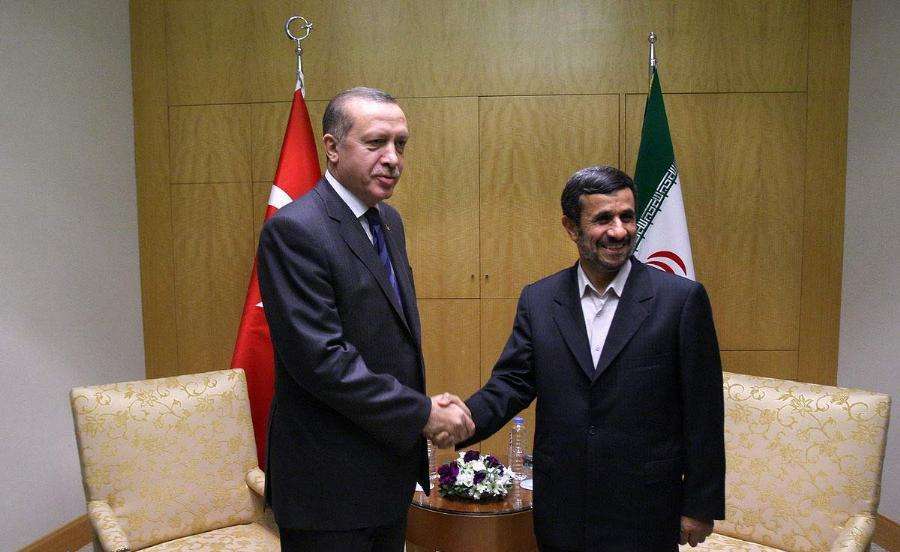 تماس تلفنی اردوغان با احمدی‌نژاد