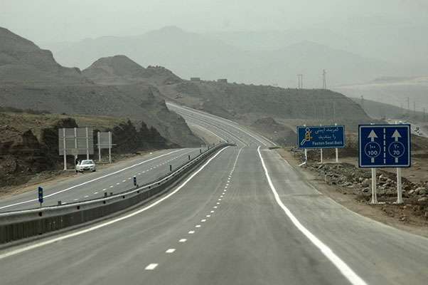 هیئت دولت اعتبار تکمیل بزرگراه شیراز نی‌ریز را تامین کند