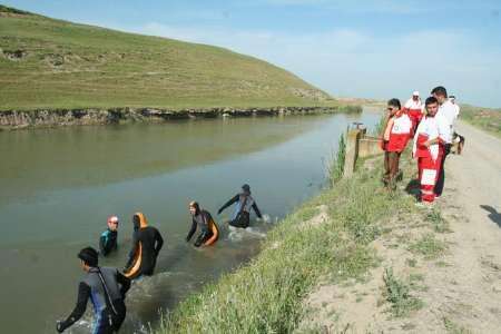 جسد جوان غرق شده در کانال آب پارس آباد مغان پیدا شد
