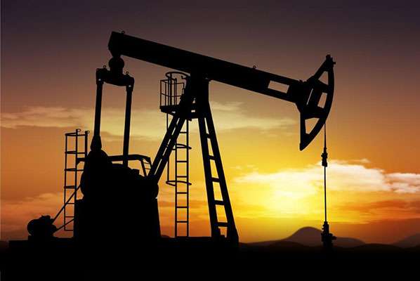 کاهش قیمت نفت با لغو تحریم ایران