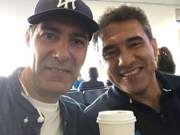 سلفی دوستان در یک استارباکس در آمریکا، احمدرضا عابدزاده و بهنام تشکر