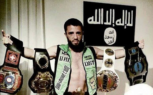 قهرمان مسابقات جهانی بوکس تایلندی به گروه تروریستی داعش پیوست