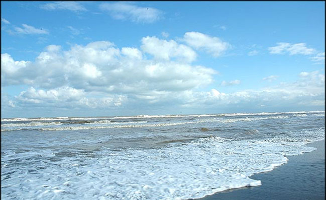 دریای مازندران مواج می شود