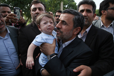 ترس یک کودک از احمدی‌نژاد