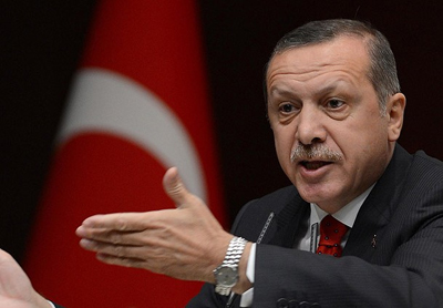 جنجال گردنبند اهدایی همسر اردوغان