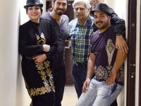 حبیب خان دهقان نسب و سایر اعضای تئاتر جدیدشان در پشت صحنه