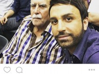 سلفی علی لهراسبی و پدرش در استادیوم آزادی حین تماشای بازی والیبال ایران - لهستان