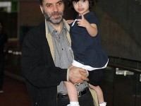 مسعود ده نمکی، کارگردان متمول و «پُرفروش ساز» سینما و دختر کوچکش در یک مراسم