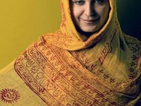 عکس آتلیه خوش آب و رنگ لعیا خانم زنگنه، یکی دیگر از رقبای قالی کرمان در سینمای ایران
