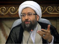 دفاع آملی لاریجانی از دولت روحانی