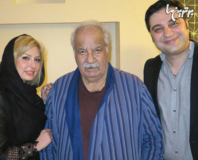 نیوشا ضیغمی و همسر محترم در کنار ناصر خان ملک مطیعی