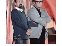 اصغر خان فرهادی و رضا میرکریمی در حاشیه یک مراسم سینمایی که بنظر می آید جشنواره فیلم یاس باشد