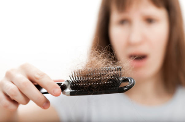 ریزش موهای تان را با این دستور طب سنتی متوقف کنید!!