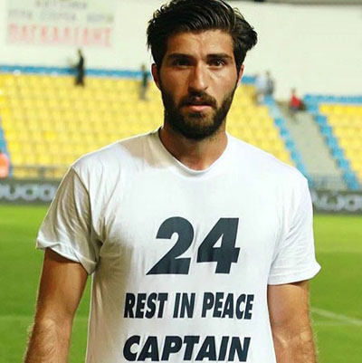 اقدام زیبای کریم انصاری فرد که با پوشیدن پیراهنی با یاد هادی نوروزی، اولین گلش در لیگ یونان را به روح او تقدیم کرد
