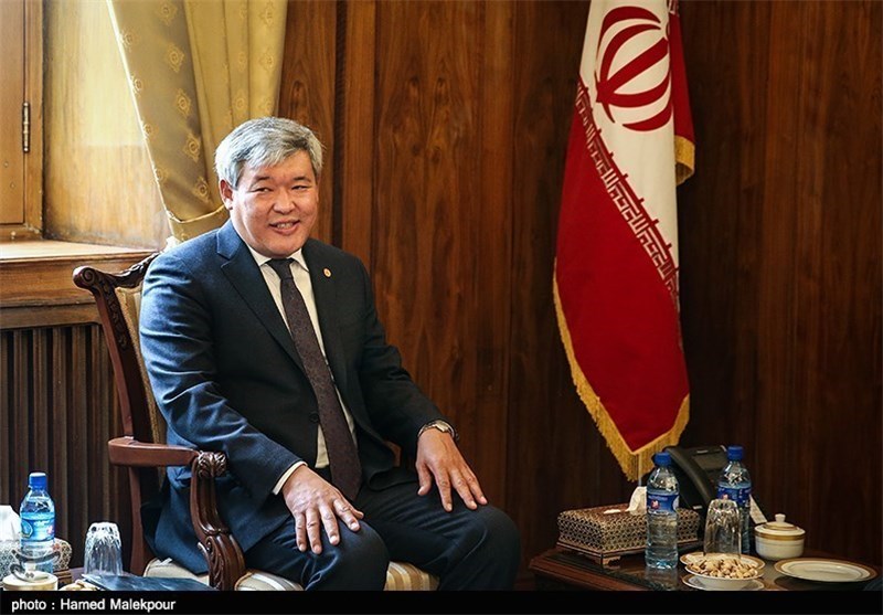 قزاقستان: آماده همکاری هسته‌ای با تهران هستیم