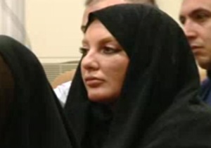 خواهر بابک زنجانی در دادگاه