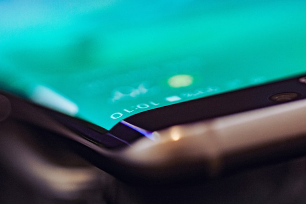 وال استریت ژورنال: Galaxy S7 میزان فشار انگشتان را می‌سنجد