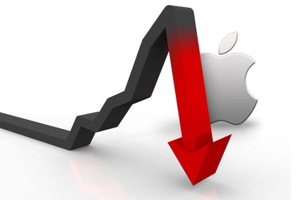 سهام اپل برای نخستین بار در آخرین روز 2015 سقوط کرد