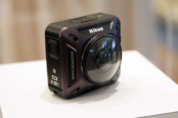 نخستین دوربین خانگی جهان با کیفیت تصویربرداری 360 درجه‌ای 4 هزار پیکسلی