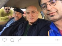 سلفی وحید شوکتی در کنار صفر خان کشکولی، بازیگر و ورزشکار پیشکسوت و علیرضا خان خمسه