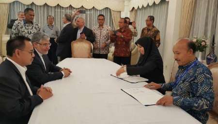 ایران و اندونزی یادداشت تفاهم همکاری در بخش انرژی امضا کردند