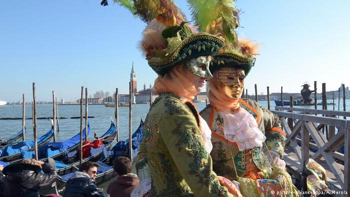 تصویری/ ۱۸ روز جشن و پایکوبی کارناوال در ونیز