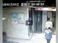 فیلم/ سقوط وحشتناک در آسانسور خالی