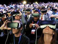 عینک واقعیت مجازی Gear VR سامسونگ رایگان شد
