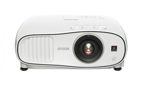پروژکتور جدید کمپانی Epson، تصاویر 4K را به کمک بازتاب لیزر به نمایش در می آورد