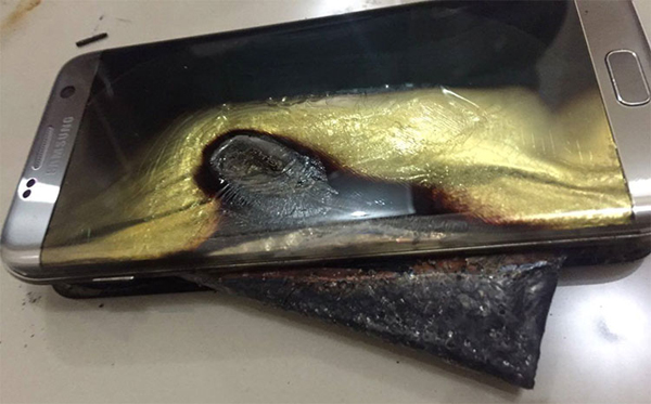 Galaxy S7 edge سامسونگ هم موقع شارژ شدن آتش گرفت