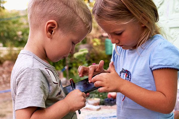 کودکان و نوجوانان؛ نسل تلفن همراه هوشمند