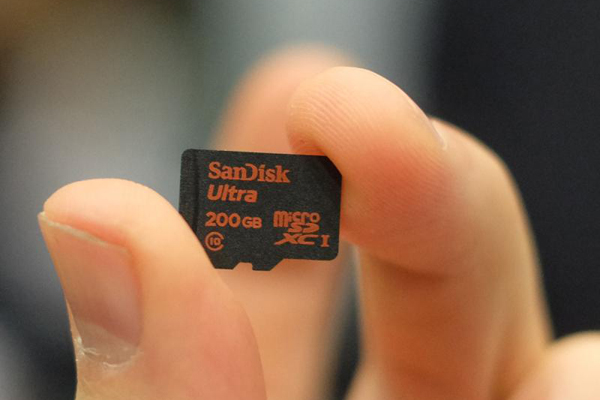 فروش کارت حافظه 200 گیگابایتی microSD به ارزان‌ترین قیمت