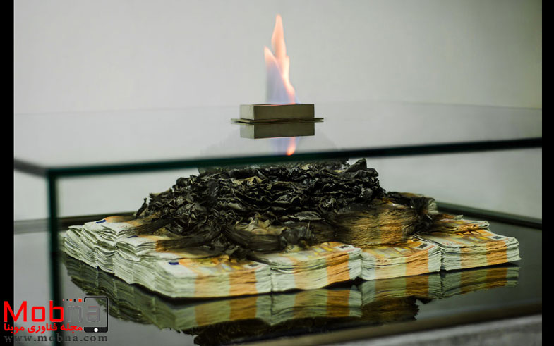 شومینه ای که پول می سوزاند! (عکس)