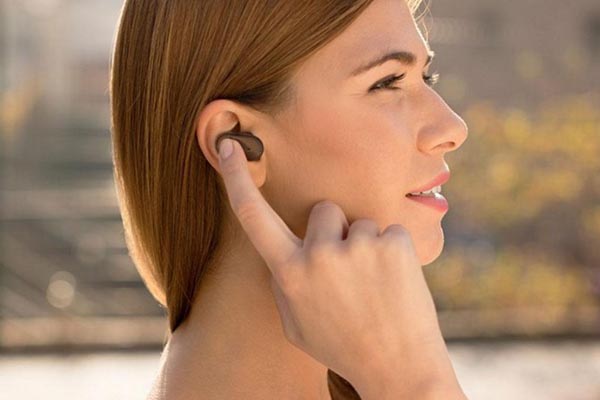 هدست هوشمند Xperia Ear سونی بالاخره عرضه شد (+عکس)
