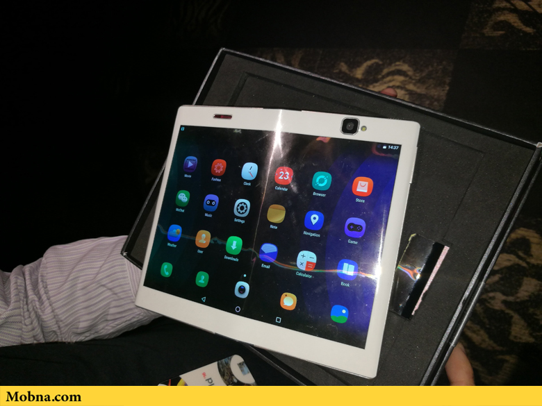 Lenovos foldable tablet 5