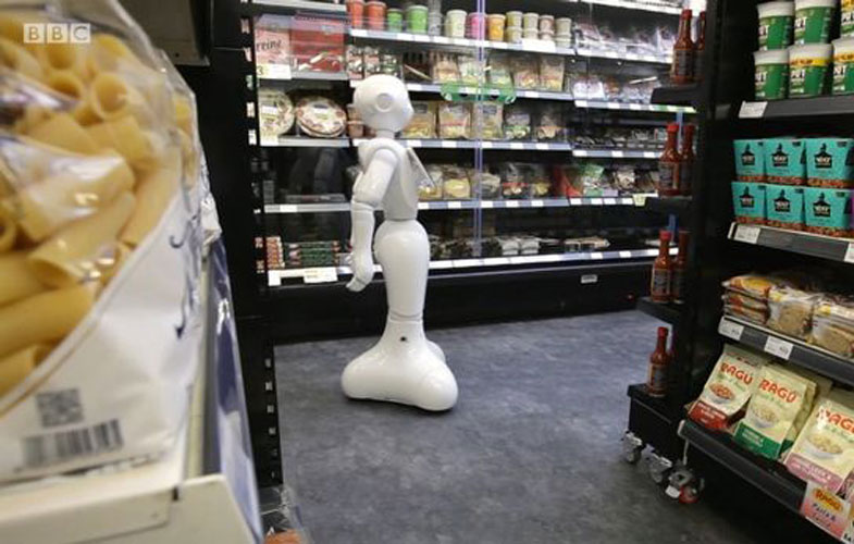 اخراج «ربات فروشنده» به دلیل بی‌کفایتی!