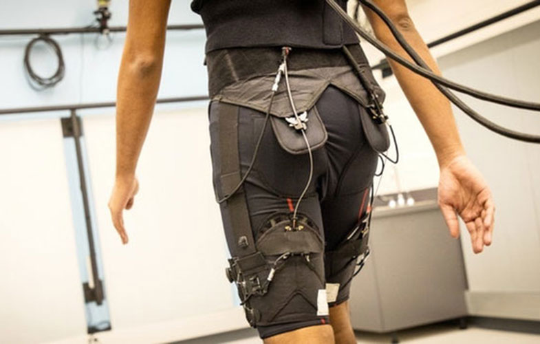 ابزاری که راه رفتن را برای بیماران آسان‌تر و هوشمندتر می‌کند (+فیلم)