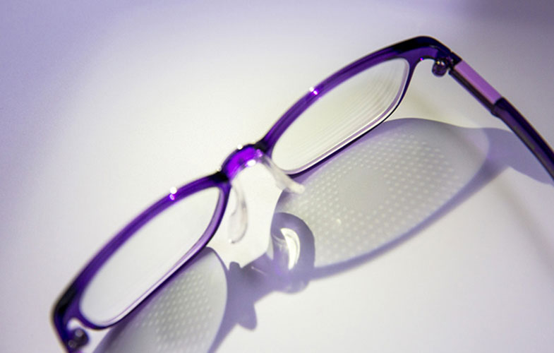 ساخت عینکی برای کند کردن روند نزدیک‌بینی در کودکان