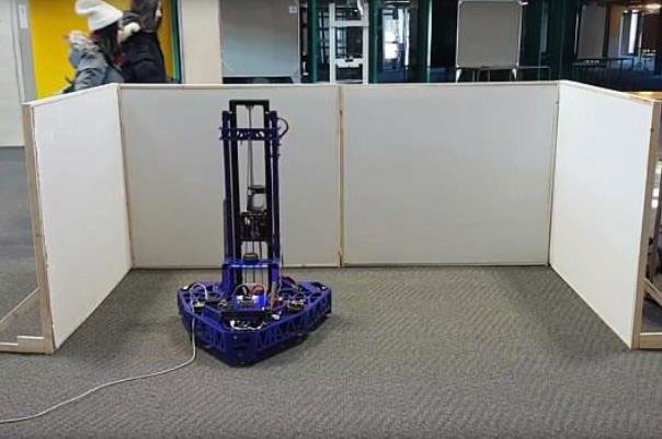 ربات نقاش ساخته شد! (+ویدئو)