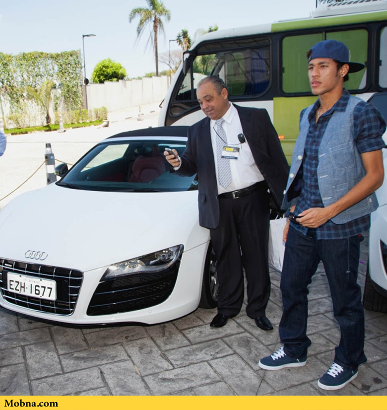 3 Neymar – Audi R8 Spyder