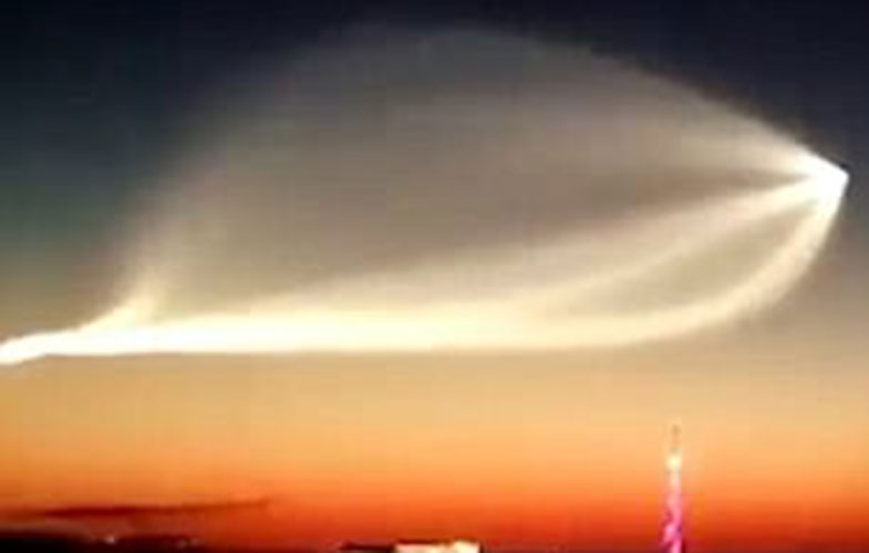 یک موشک روسی از آسمان مسابقات جام جهانی گذشت (+فیلم و عکس)