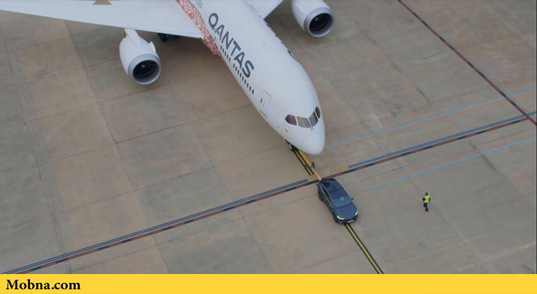 رکورد تاریخی شاسی‌بلند تِسلا برای کشیدن هواپیمای بوئینگ (+عکس و فیلم)