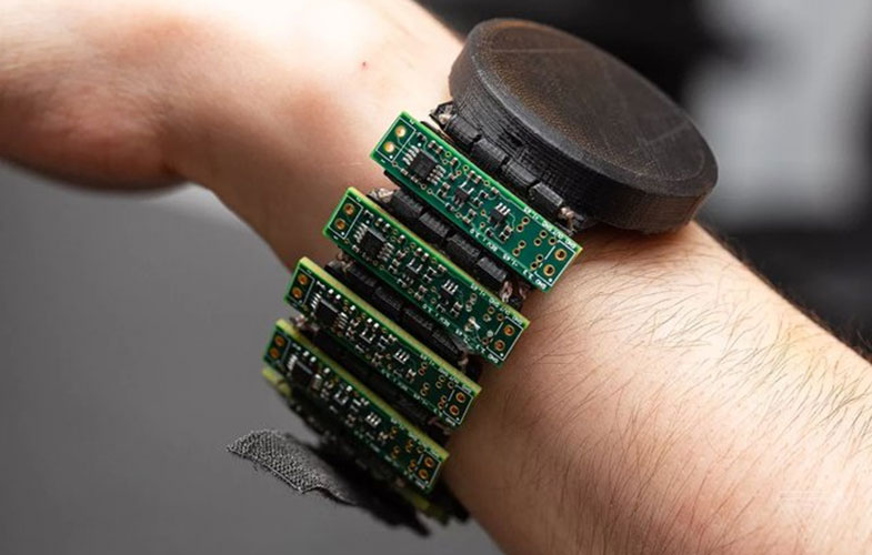 رونمایی از دستبند هوشمندی که فکر شما را می‌خواند! (+عکس)
