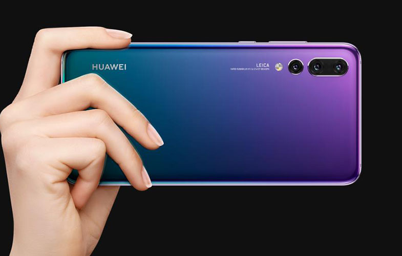 چطور رنگ شفق قطبی برای گوشی های Huawei P20 در نظر گرفته شد