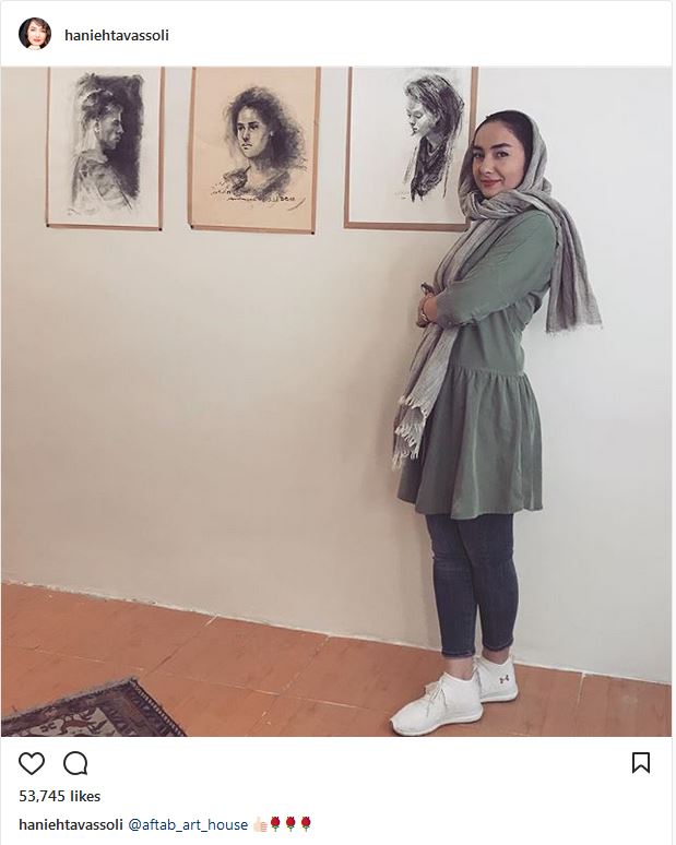 تیپ و ظاهر هانیه توسلی در یک نمایشگاه نقاشی (عکس)