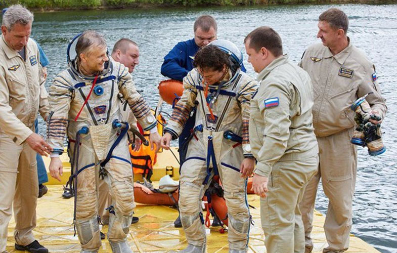 آموزش «آبکی» فضانوردان روسی! (+تصاویر)