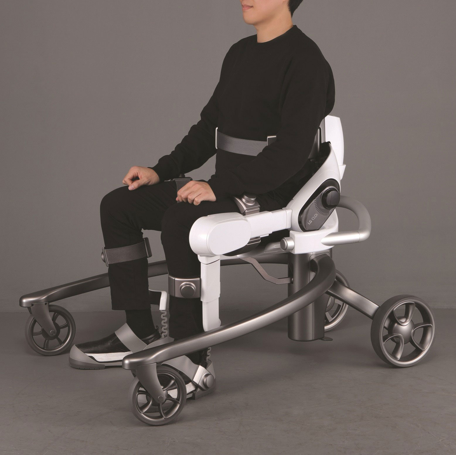 LG CLOi SuitBot Seated
