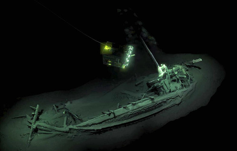 قدیمی‌ترین کشتی جهان در دریای سیاه پیدا شد (+عکس)