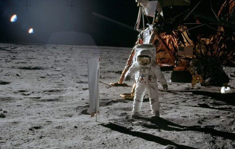 روسیه می‌خواهد صحت سفر آمریکا به ماه را بررسی کند
