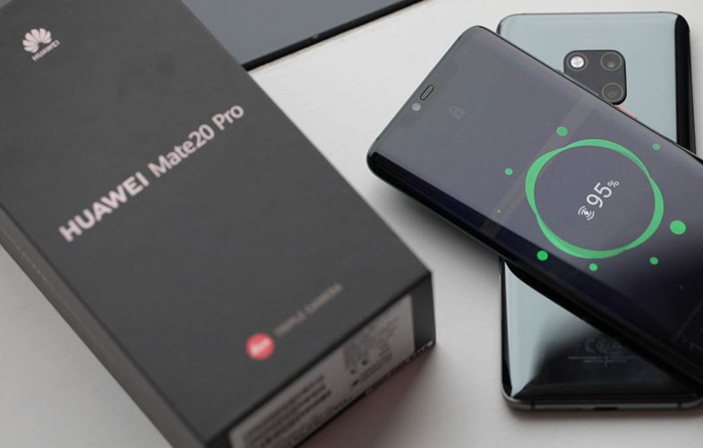 Huawei Mate 20 Pro با شارژ بی‌سیم معکوسش، دوران جدیدی را آغاز می‌کند